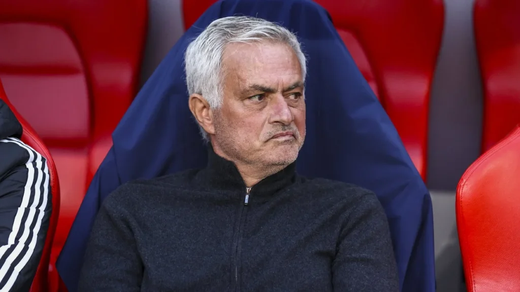 florentino-perez-has-identified-jose-mourinho-as-his-top-choice-to-take-charge-of-real-madrid-following-the-anticipated-departur-1024x576 Mourinho holds talks with Perez over potential Real Madrid return