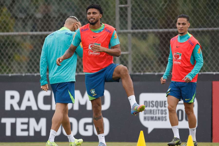 23797dfb-a717-478a-8167-5fe07c113bf0 Brazil Replace Injured Wesley with Ederson Ahead of World Cup